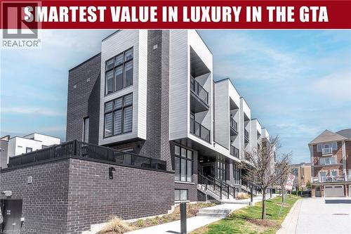 184 ANGUS Drive Unit# 8  Ajax, ON L1S 0G5