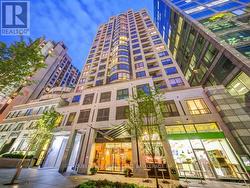 702 - 55 BLOOR STREET E Toronto, ON M4W 3W6