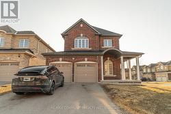 27 BAMBURG STREET Georgina, ON L0E 1R0