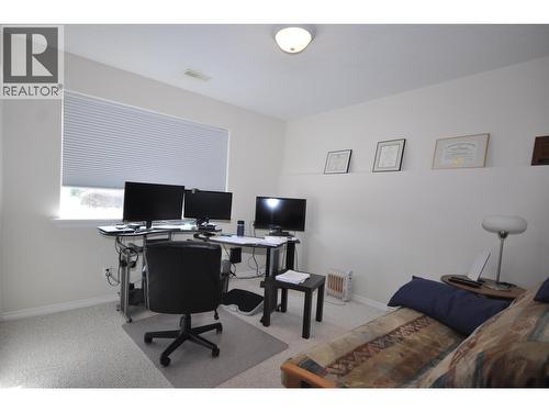 10 11 Eagle Crescent, Williams Lake, BC - Indoor Photo Showing Office