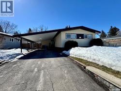 703 Agnew STREET Prince Albert, SK S6V 2P2