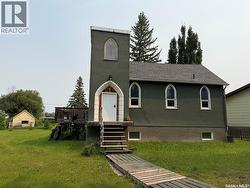 222 1st AVENUE Glaslyn, SK S0M 0Y0