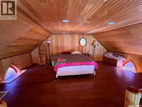 222 1St Avenue, Glaslyn, SK - Indoor Photo Showing Bedroom