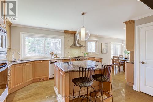 Centre Island with Sink - 1166 Geran Crescent, Mississauga, ON - Indoor Photo Showing Kitchen With Upgraded Kitchen