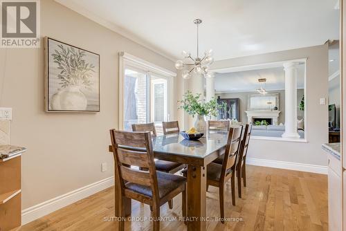 Eat-in Kitchen Open to Great Room - 1166 Geran Crescent, Mississauga, ON - Indoor Photo Showing Dining Room