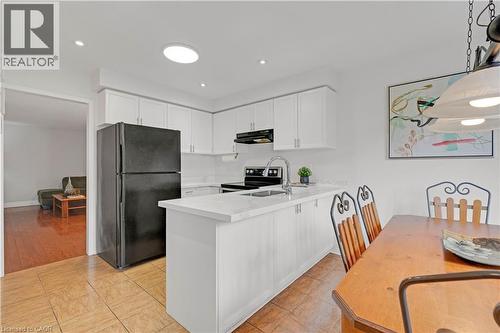 1471 Pickwick Drive, Mississauga, ON - Indoor Photo Showing Other Room