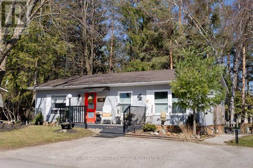 18 CHERRYWOOD LANE  Innisfil, ON L9S 1M6