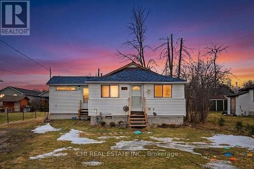 795 THIRD AVENUE  Georgina, ON L0E 1S0