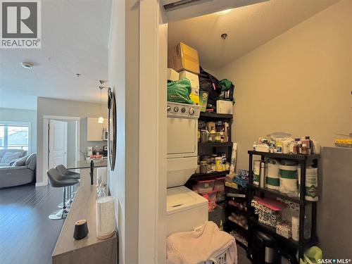 202 702 Hart Road, Saskatoon, SK - Indoor Photo Showing Other Room