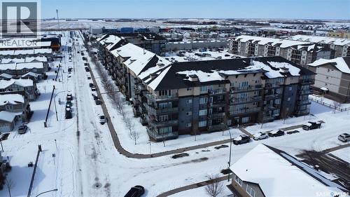 202 702 Hart Road, Saskatoon, SK - Outdoor