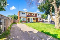 9 DIANNE Court Hamilton, ON L8T 2T6