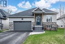 2967 EARL STREET Innisfil, ON L9S 3E2