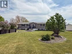 306 2nd AVENUE W Climax, SK S0N 0A7