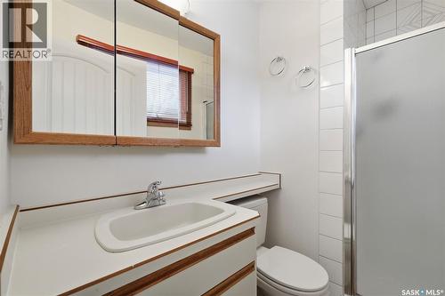 117 Mount Allison Crescent, Saskatoon, SK - Indoor Photo Showing Bathroom
