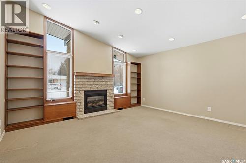 117 Mount Allison Crescent, Saskatoon, SK - Indoor With Fireplace