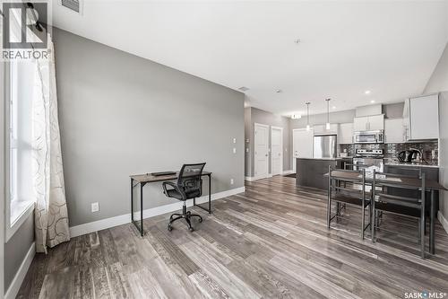 202 415 Maningas Bend, Saskatoon, SK - Indoor