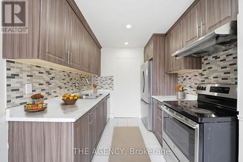 416 Hansen Road N, Brampton, ON - Indoor Photo Showing Kitchen With Double Sink With Upgraded Kitchen