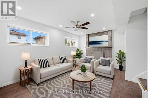 416 Hansen Road N, Brampton, ON - Indoor Photo Showing Living Room