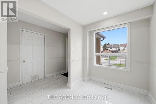 416 Hansen Road N, Brampton, ON - Indoor Photo Showing Other Room