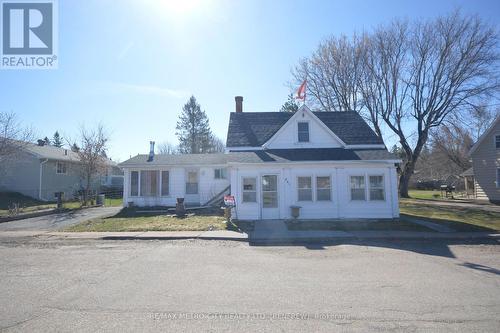 235 RENFREW AVENUE W  Renfrew, ON K7V 2Y7