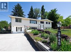 2545 Colleen Road  West Kelowna, BC V1Z 2K6