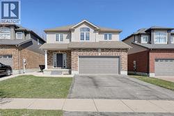 427 CHAMPLAIN Avenue Woodstock, ON N4V 0B3