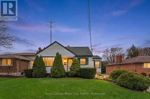 513 SPEEDVALE AVENUE E  Guelph (Victoria North), ON N1E 1P5