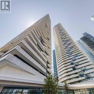 6705 - 100 HARBOUR STREET Toronto, ON M5J 0B5