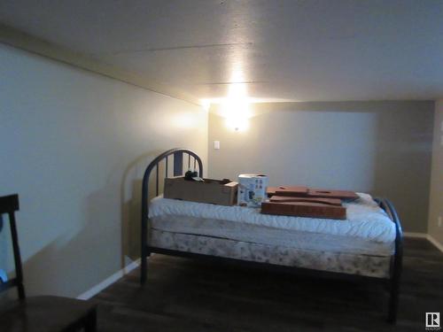 5023  50 St, Barrhead, AB 