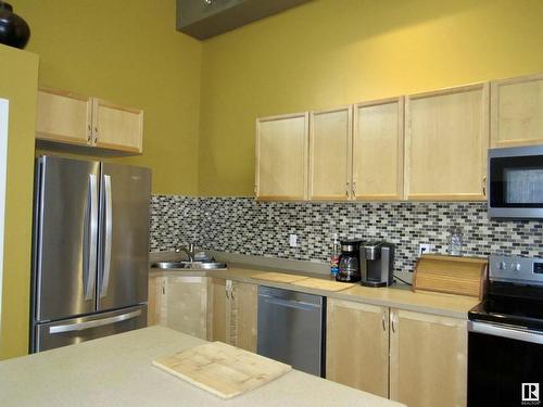 5023  50 St, Barrhead, AB 