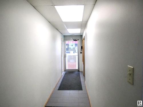 5023  50 St, Barrhead, AB 