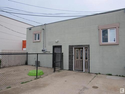 5023  50 St, Barrhead, AB 