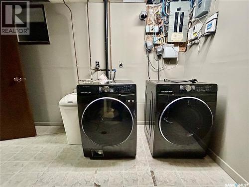116 6Th Street E, Nipawin, SK - Indoor Photo Showing Laundry Room