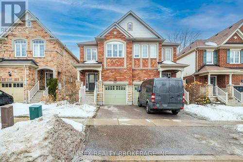 806 MCCUE DRIVE  Oshawa, ON L1K 0R1