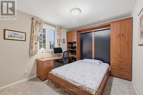 605 Rowanwood Avenue, Ottawa, ON - Indoor Photo Showing Bedroom