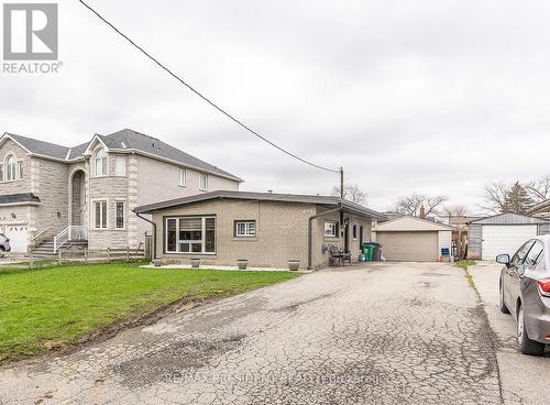 7648 Redstone Road, Mississauga, ON - Outdoor