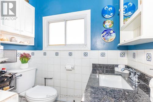 7648 Redstone Road, Mississauga, ON - Indoor Photo Showing Bathroom