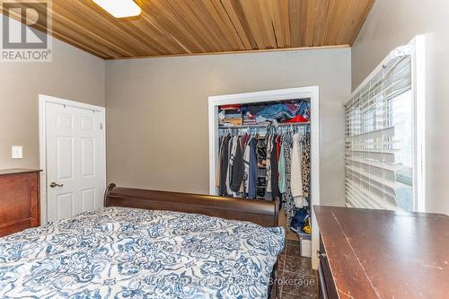 7648 Redstone Road, Mississauga, ON - Indoor Photo Showing Bedroom