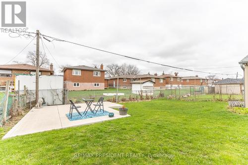 7648 Redstone Road, Mississauga, ON - Outdoor