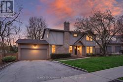 1878 HEATHER HILLS DRIVE  Burlington, ON L7P 3A3