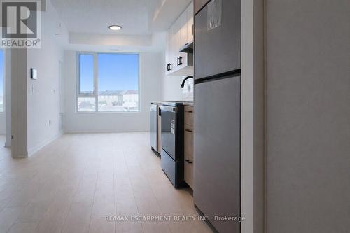 202 - 4878 Powers Common, Burlington, ON - Indoor Photo Showing Laundry Room