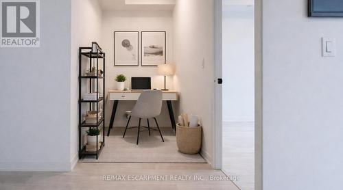 202 - 4878 Powers Common, Burlington, ON - Indoor