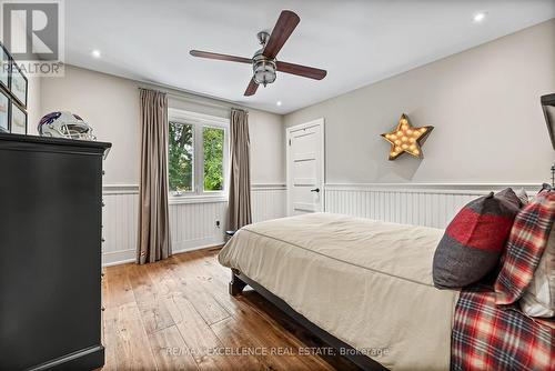 2446 Hammond Road, Mississauga, ON - Indoor Photo Showing Bedroom