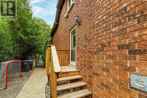 2446 Hammond Road, Mississauga, ON - Outdoor