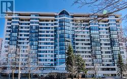 808 - 21 MARKBROOK LANE Toronto, ON M9V 5E4