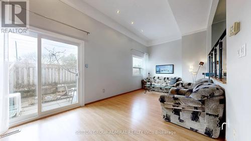 4 Dove Hawk Way, Toronto, ON - Indoor