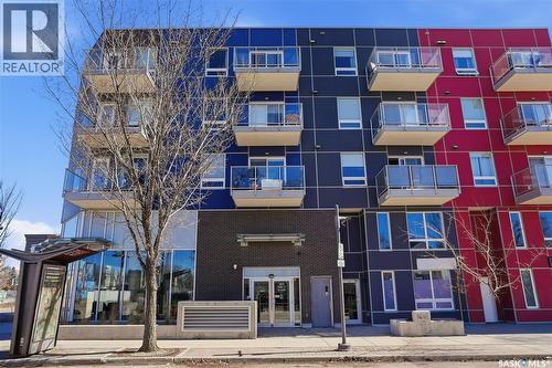 225 404 C AVENUE S  Saskatoon, SK S7M 5M9