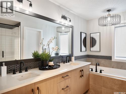 1122 Camden Gardens, White City, SK - Indoor Photo Showing Bathroom