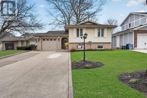 7438 PETRULLO COURT  Niagara Falls (West Wood), ON L2H 2K4