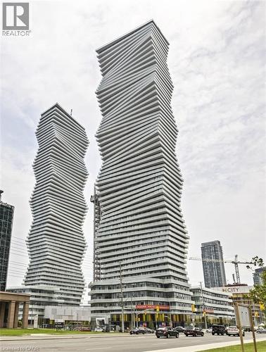 3900 CONFEDERATION Parkway Unit# 2408  Mississauga, ON L5B 0M3